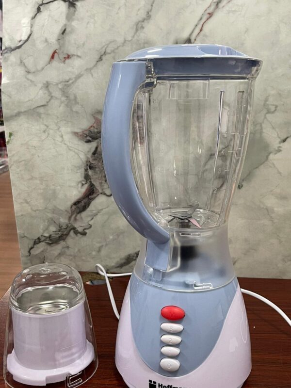 LICUADORA DE PLASTICO CON PICATODO AZUL