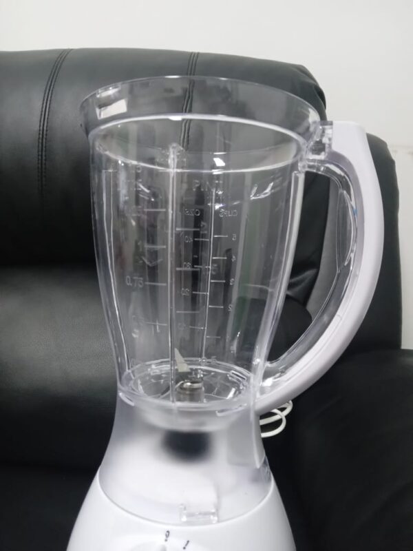 LICUADORA DE PLASTICO CON PICATODO BLANCA - Imagen 7