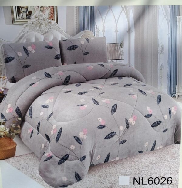 PLUMON LISO CON DISEÑO KING - Imagen 10