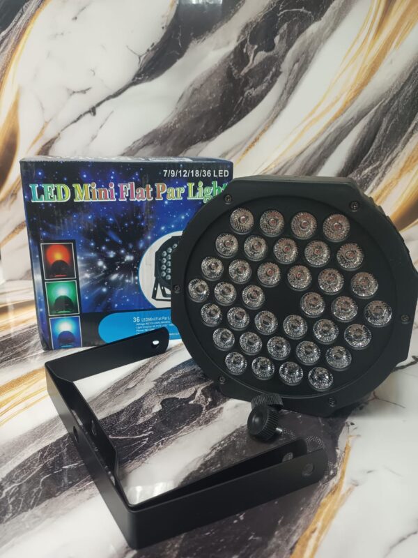 PROYECTOR REFLECTOR DE 36 LED